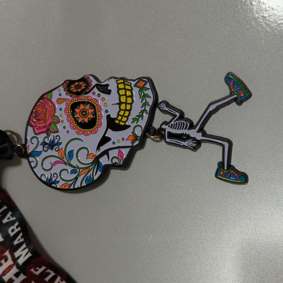 Run of the Dead Virtual Race Medal - Picture 2 of 3